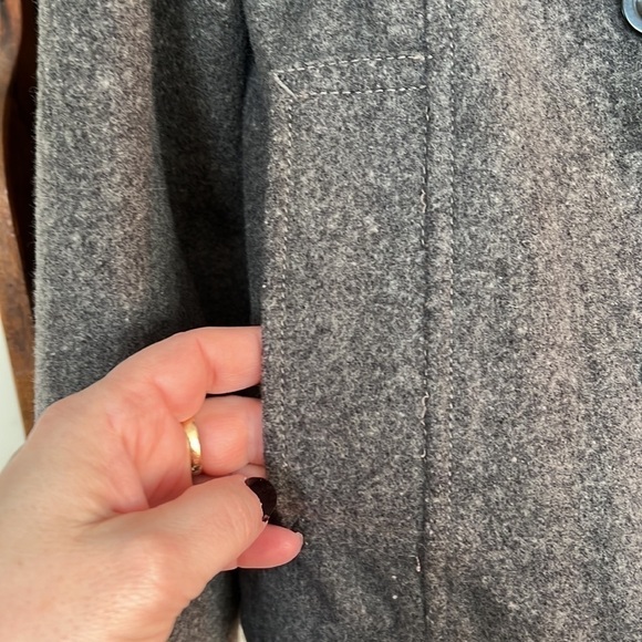 OLD NAVY Charcoal Gray Double-Breasted Cropped Blazer, Size Medium, GUC. - Picture 5 of 8